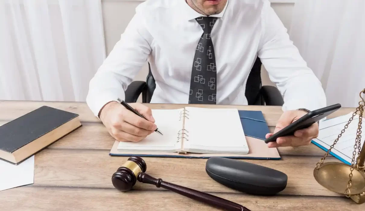 Criminal defense attorney